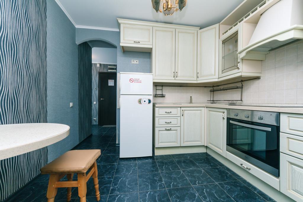 Apartment On Cheliabinska 19 Kyiv